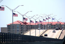 Flags Wave on Green Bridge in Patriotic Tribute to Nation’s 250th